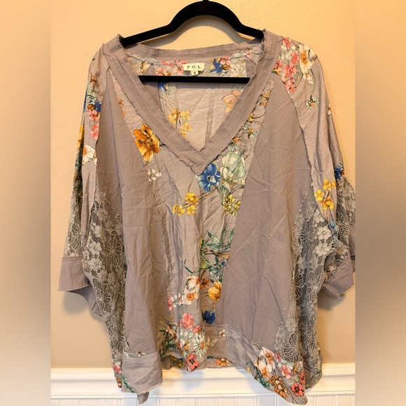 POL Women's Floral Lace Trim Blouse - Grey-NWOT - Picture 1 of 5
